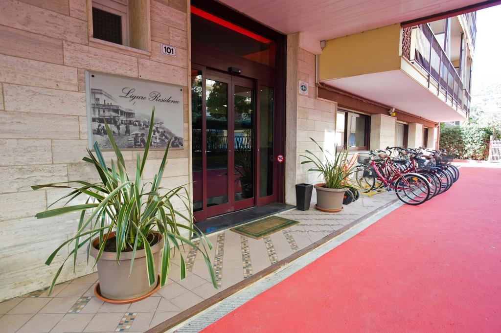 Ligure Residence Пьетра-Лигуре Экстерьер фото