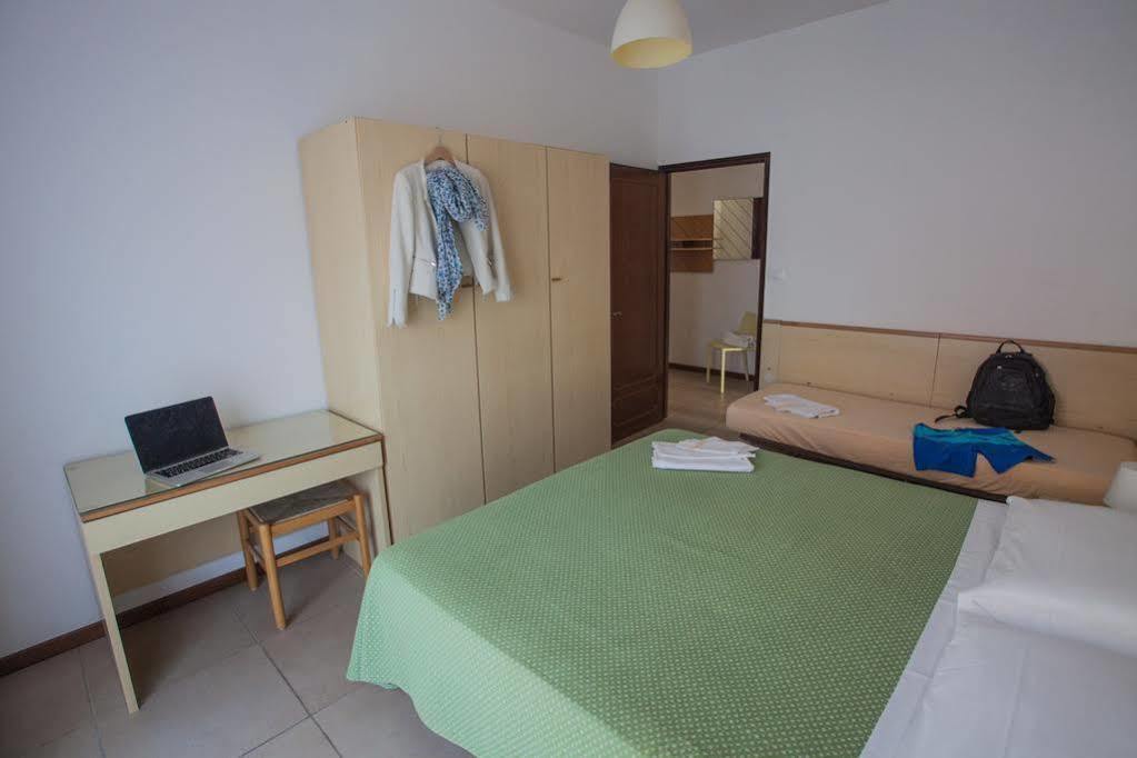 Ligure Residence Пьетра-Лигуре Экстерьер фото